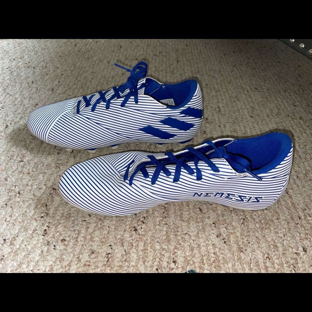 adidas Men's Nemeziz 19.4 FxG Sneaker, FTWR White/Team Royal